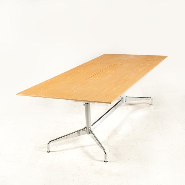Vitra - Segmented Table - Konferencebord - Rektangulær - Eg - 240 - 100